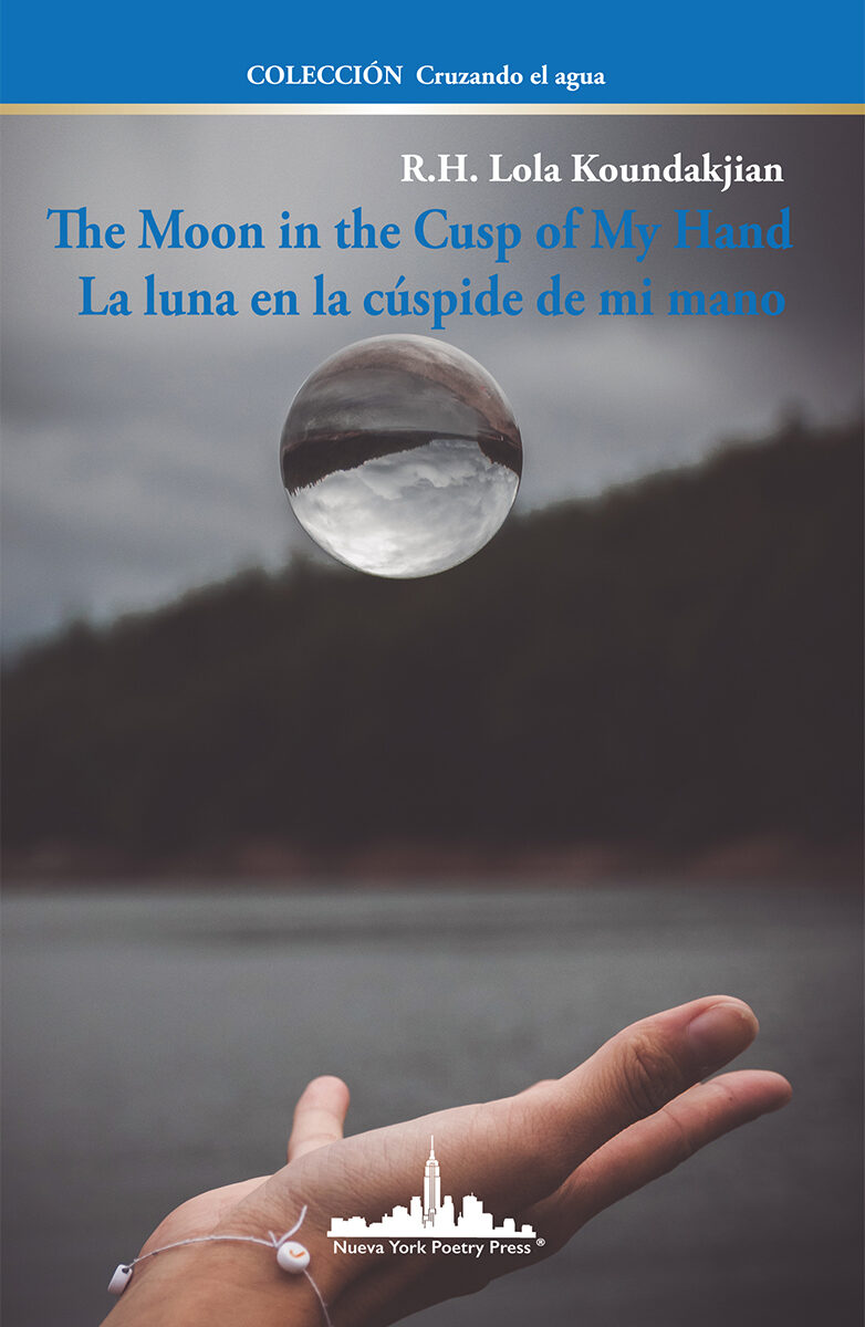 Portada de The Moon in the Cusp of My Hand